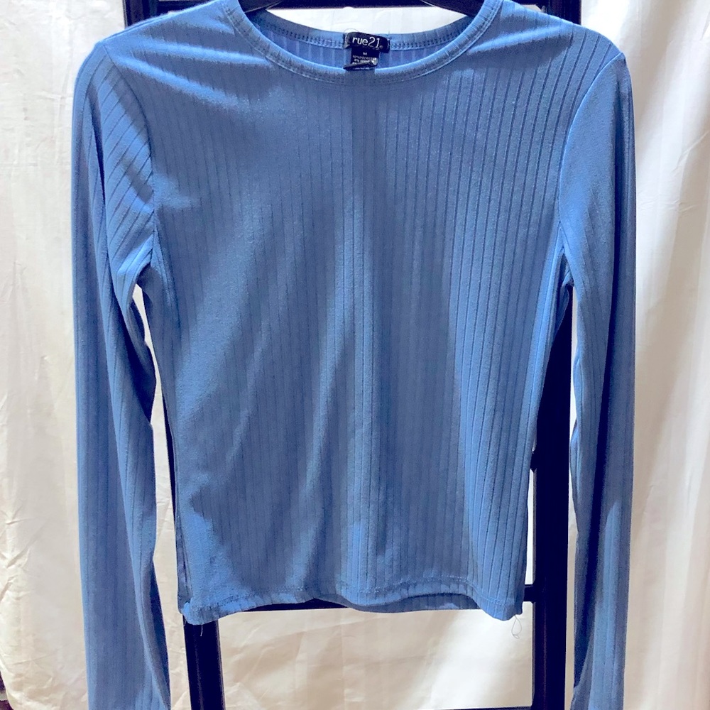 Rue 21 size medium juniors shirt long sleeve